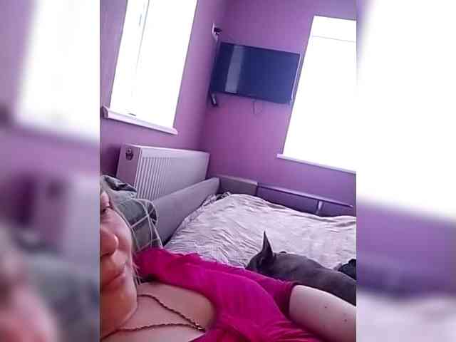 Lola071207 webcam