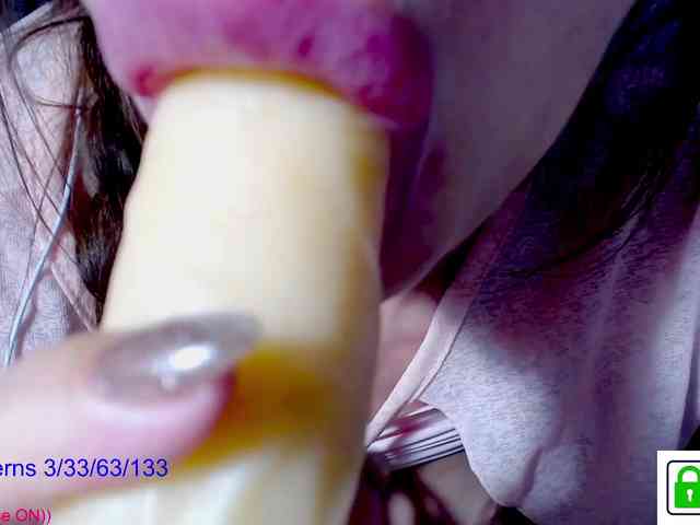 EvaHot77 webcam