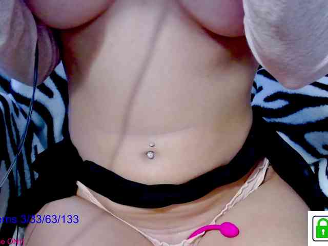 EvaHot77 webcam