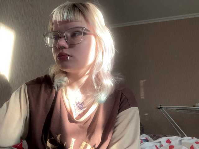 LinaBestie live cam on BongaCams