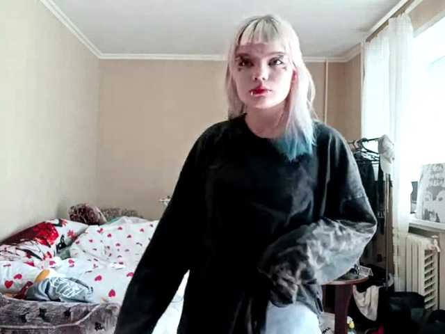 LinaBestie live cam on BongaCams