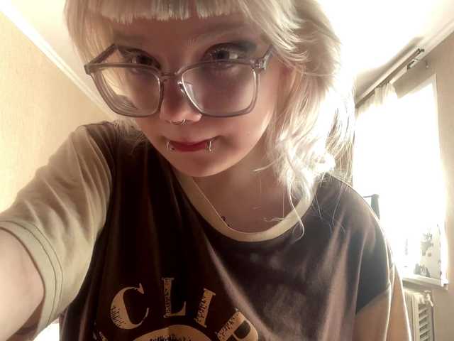 LinaBestie live cam on BongaCams