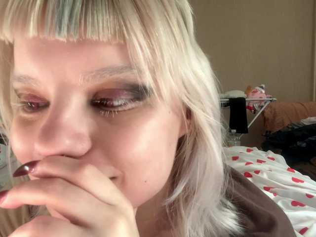 LinaBestie live cam on BongaCams