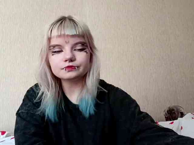 LinaBestie webcam