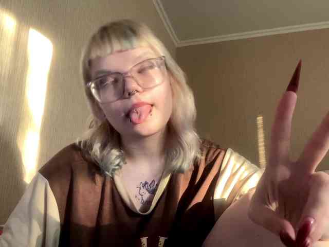 LinaBestie webcam
