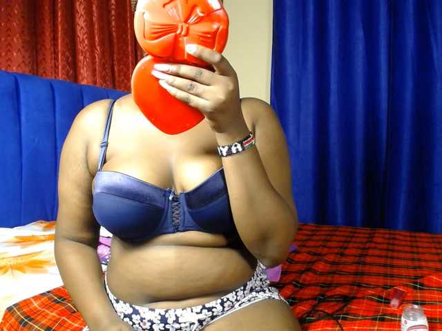 KittyKissess03