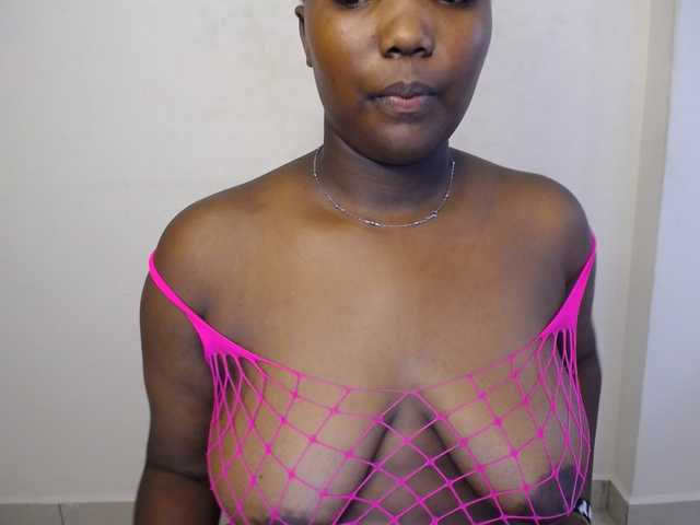 KittyKissess02