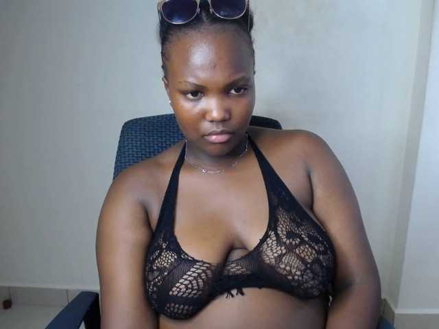 KittyKissess02