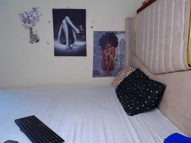 KittyKissess02 live cam on BongaCams