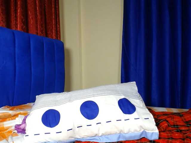 KittyKissess02 live cam on BongaCams