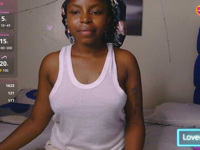 KittyKissess02