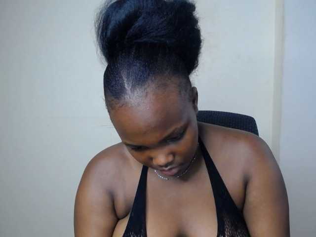 KittyKissess02