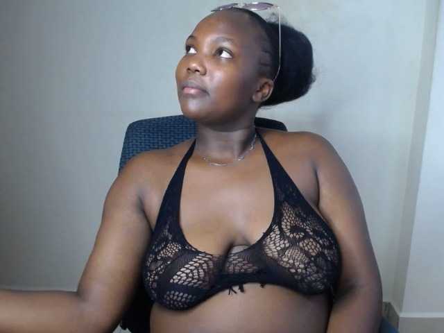 KittyKissess02
