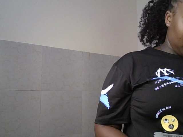 KittyKissess02