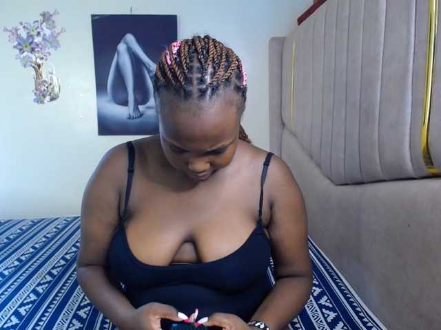 KittyKissess02