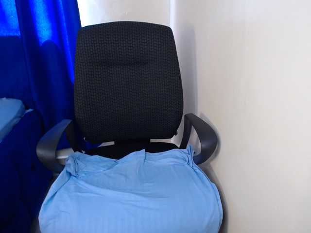 KittyKissess02