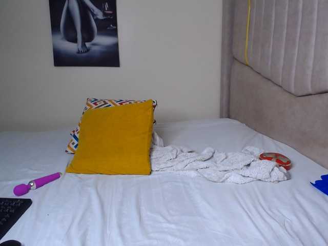KittyKissess02