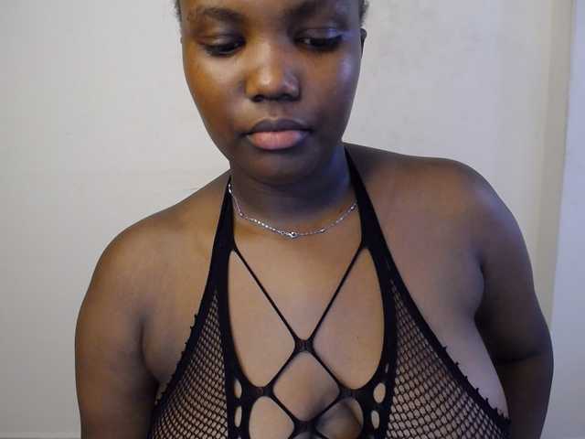 KittyKissess02