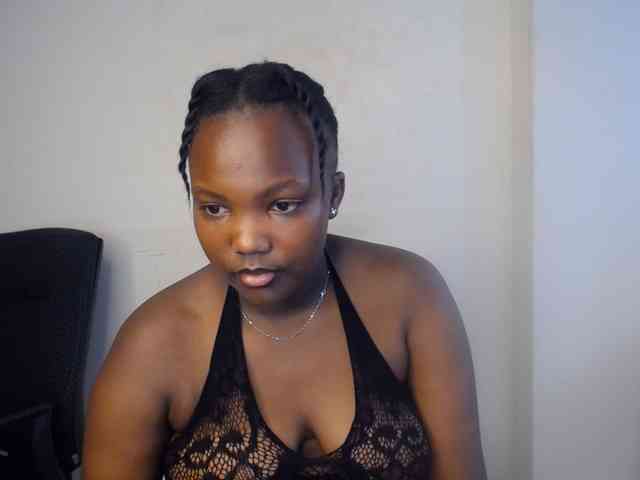 KittyKissess02 KittyKissess02