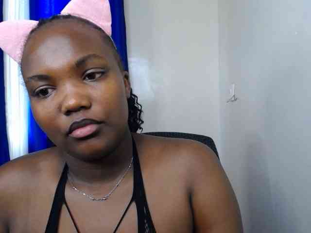 Model: KittyKissess02