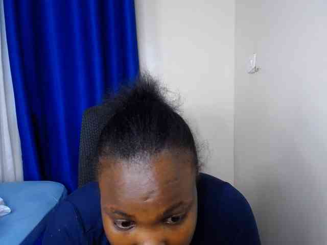 KittyKissess02