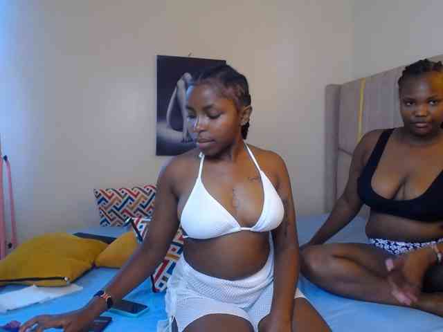 KittyKissess02 webcam