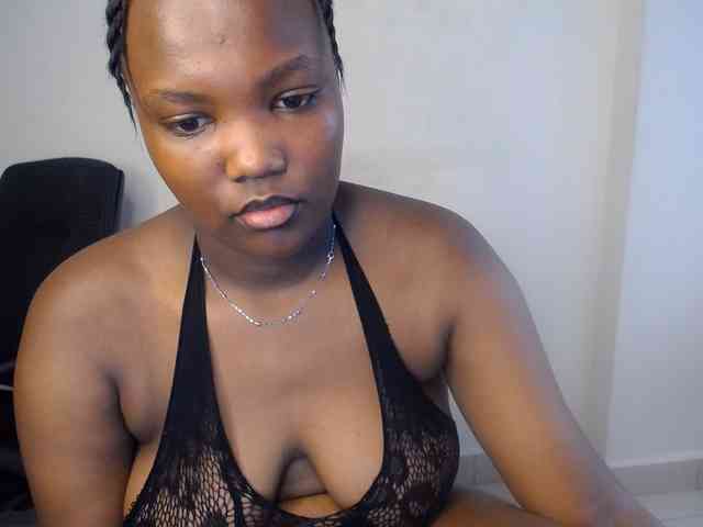 KittyKissess02