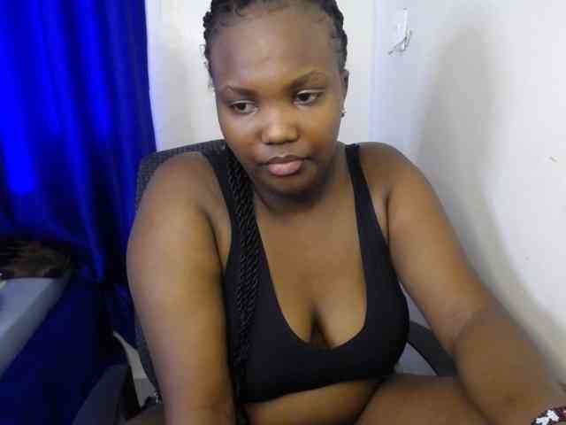 KittyKissess02 KittyKissess02