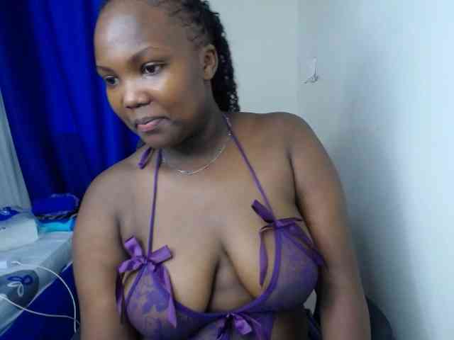 Model: KittyKissess02