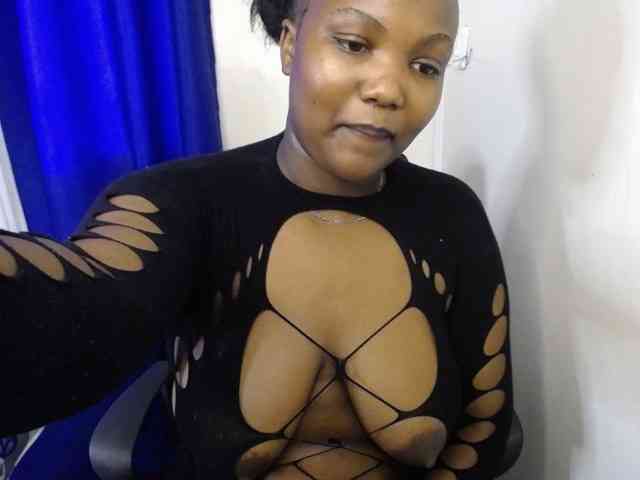 KittyKissess02 webcam