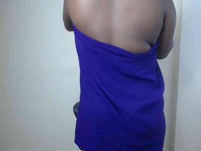 KittyKissess02