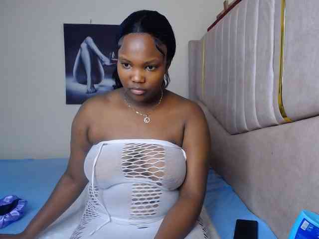 KittyKissess03