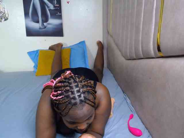 KittyKissess02