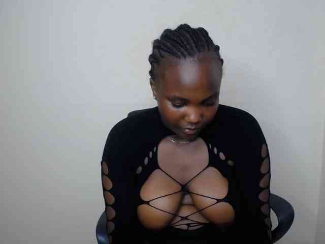 KittyKissess02