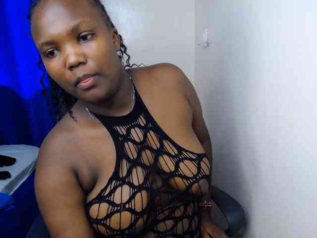 KittyKissess02 KittyKissess02