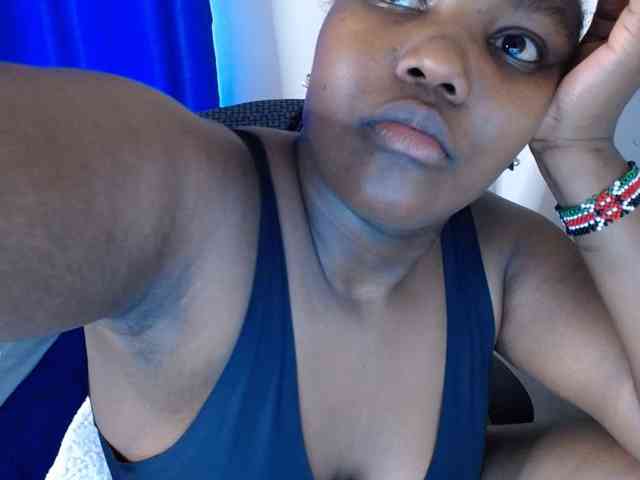 KittyKissess02 webcam