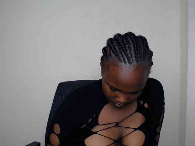 KittyKissess02