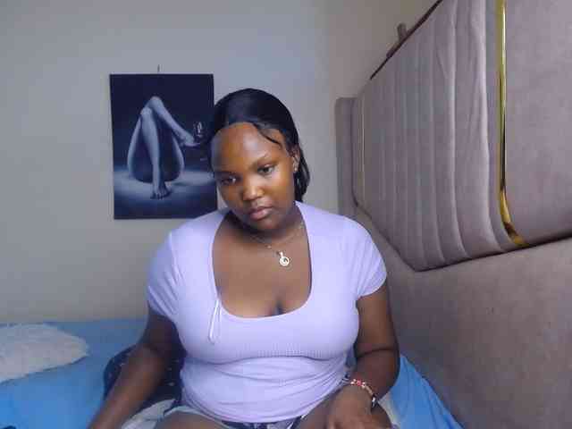 KittyKissess02