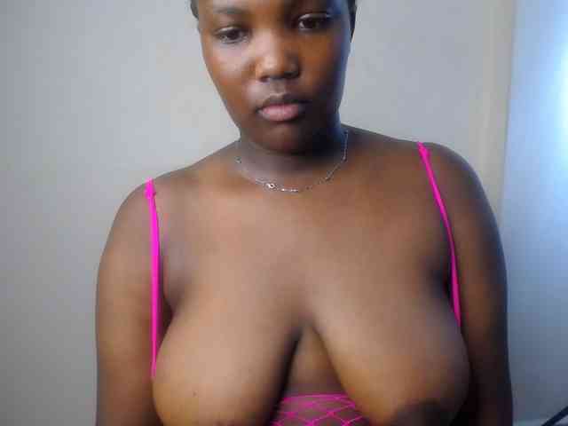 KittyKissess02