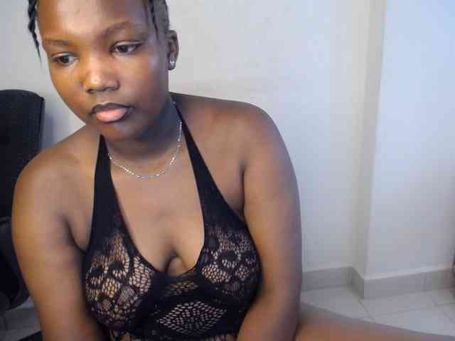 KittyKissess02 webcam
