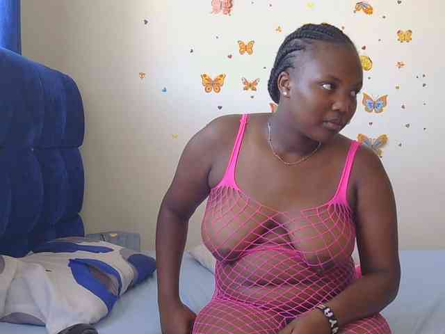 KittyKissess02