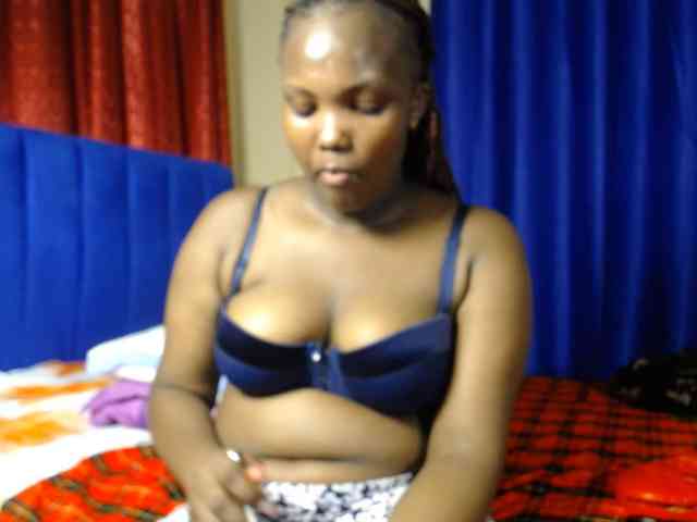 KittyKissess02 KittyKissess02