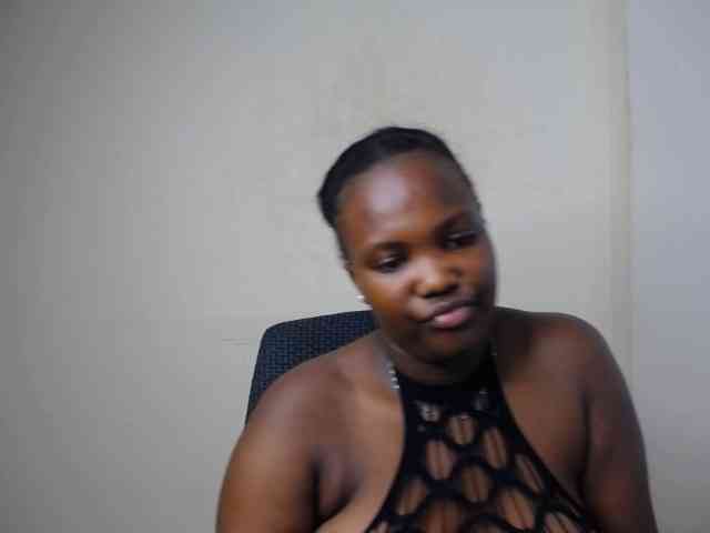 KittyKissess02