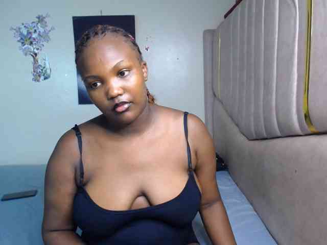 KittyKissess03
