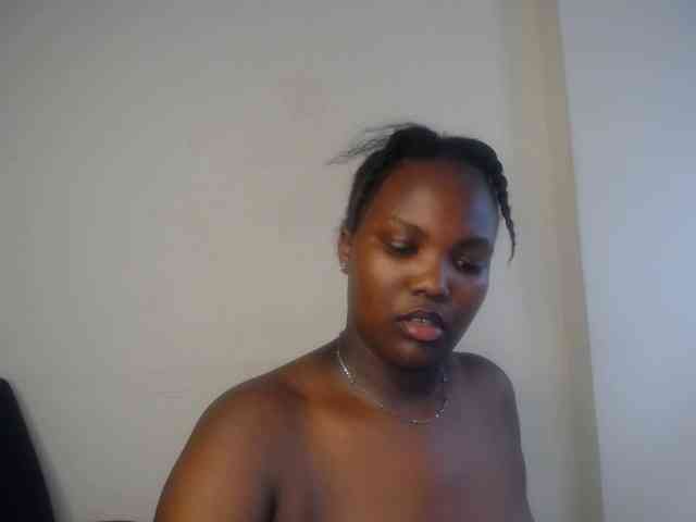 KittyKissess02 webcam