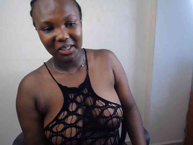 KittyKissess02