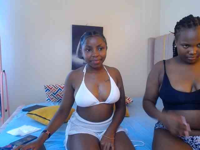 KittyKissess02 webcam