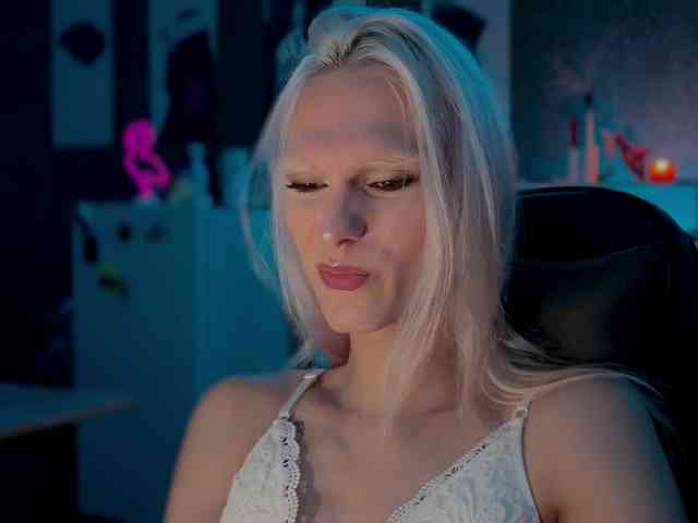 Sindlyy Sex Cam Show