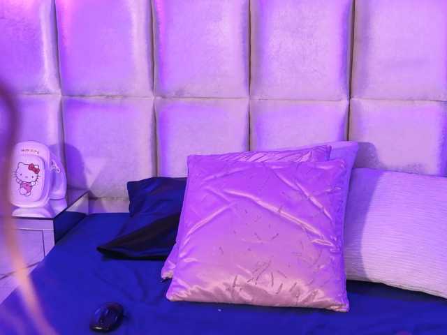 EmmaRichards live cam on BongaCams