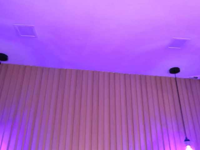 EmmaRichards live cam on BongaCams